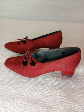 Evan Picone Red Suede Low Heel Dress Shoes Bow Accents Square Toe Size 6M Women